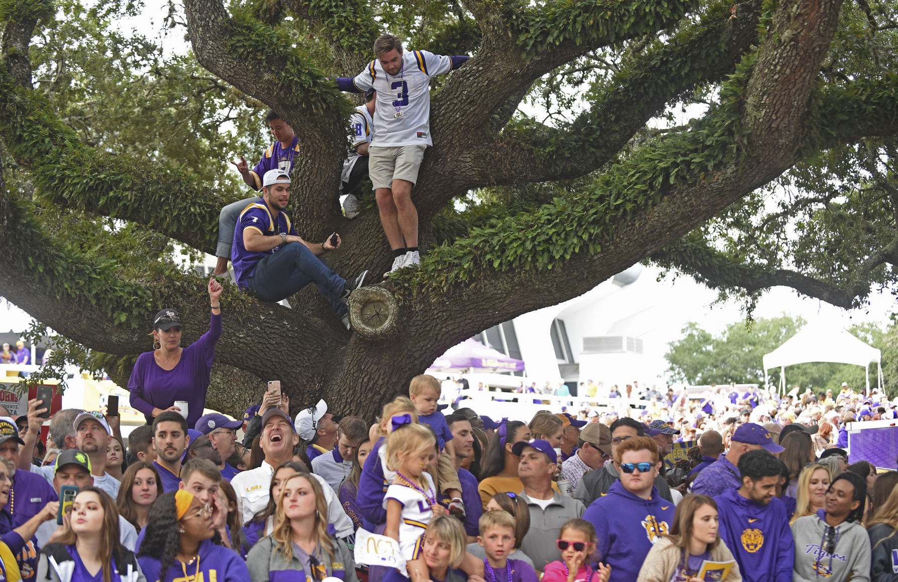 BR.lsufloridamain.101319 HS 366.JPG